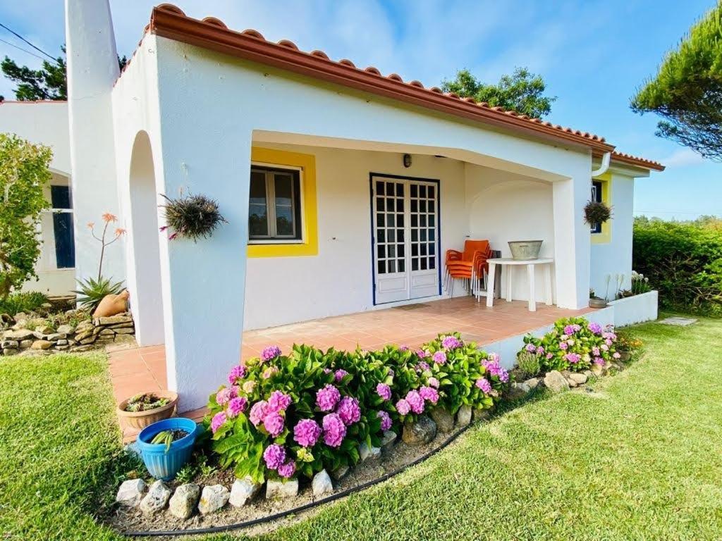 Sondela Self Catering Villa São Martinho do Porto Kültér fotó